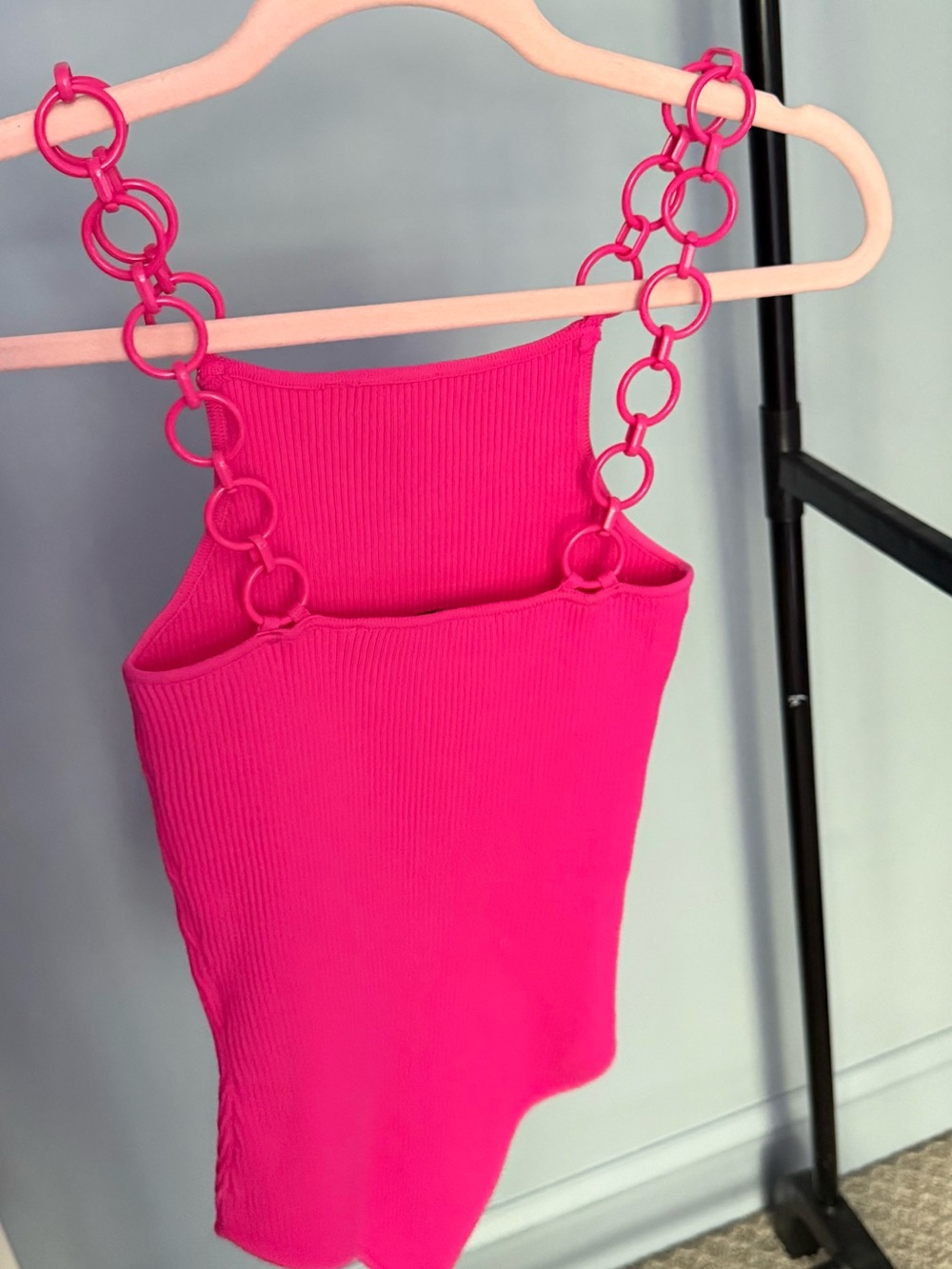 Bershka Hot Pink Chain-Detail Ribbed Bodysuit - Picture 4 of 7